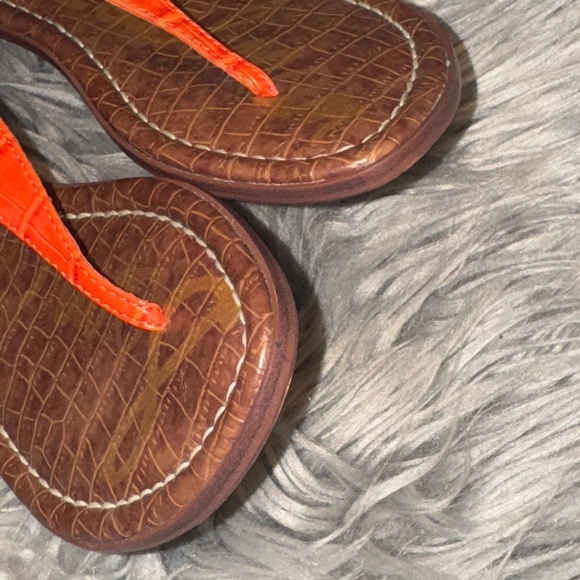 EUC Sam Edelman Gigi Orange Coral Croc Embossed Thong Sandal Flats Size 8 - Picture 7 of 8